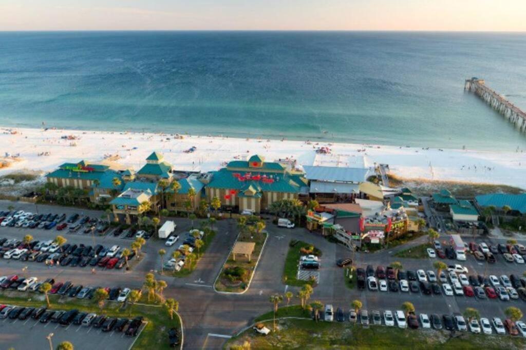 Modern 2 Bedroom Townhome Minutes From The Beach!! Fort Walton Beach Exterior photo