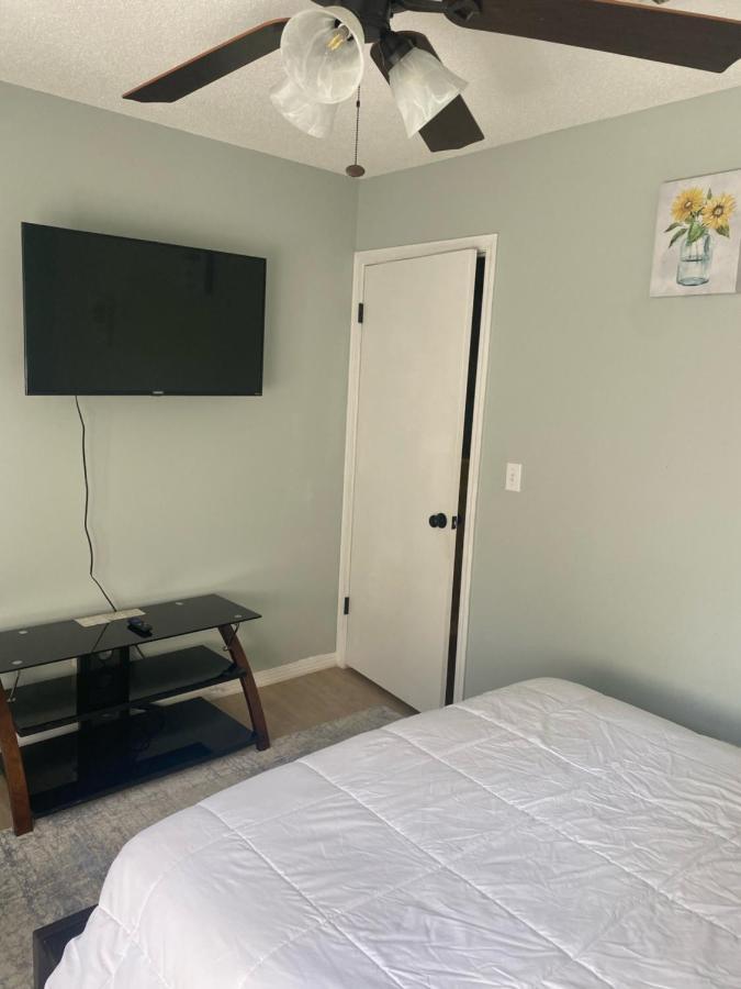 Modern 2 Bedroom Townhome Minutes From The Beach!! Fort Walton Beach Exterior photo