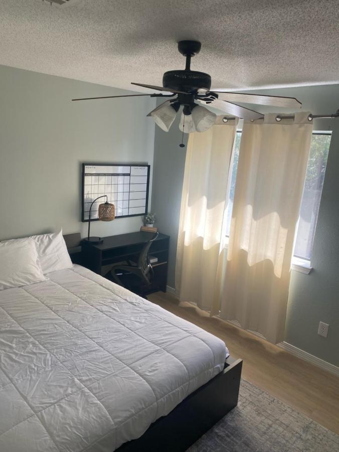Modern 2 Bedroom Townhome Minutes From The Beach!! Fort Walton Beach Exterior photo